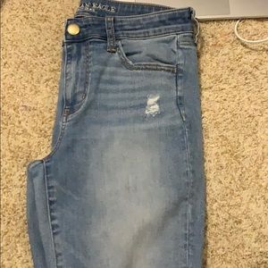 American eagle light/medium wash  jeans